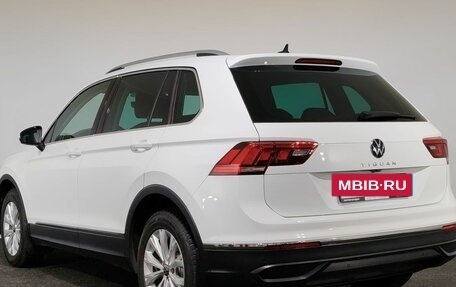 Volkswagen Tiguan II, 2020 год, 2 350 000 рублей, 7 фотография