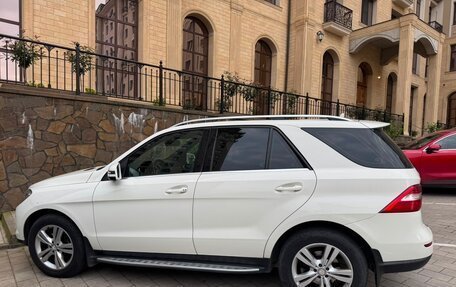 Mercedes-Benz M-Класс, 2012 год, 2 950 000 рублей, 2 фотография