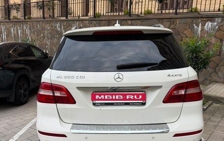Mercedes-Benz M-Класс, 2012 год, 2 950 000 рублей, 4 фотография
