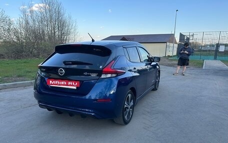Nissan Leaf II, 2018 год, 1 325 000 рублей, 4 фотография