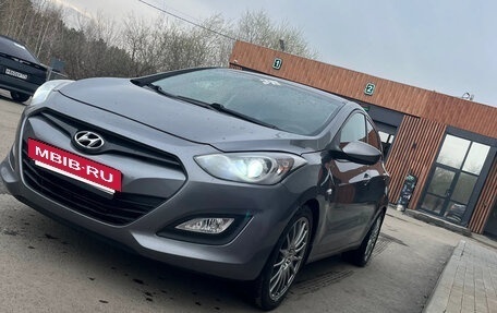 Hyundai i30 II рестайлинг, 2013 год, 950 000 рублей, 2 фотография