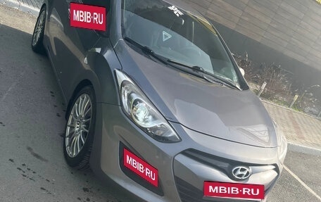 Hyundai i30 II рестайлинг, 2013 год, 950 000 рублей, 5 фотография