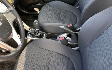 Hyundai Solaris II рестайлинг, 2014 год, 650 000 рублей, 11 фотография