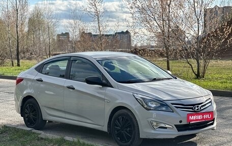 Hyundai Solaris II рестайлинг, 2014 год, 650 000 рублей, 7 фотография