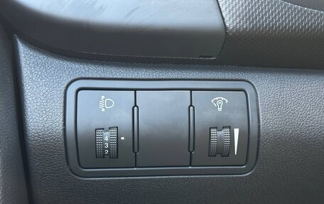Hyundai Solaris II рестайлинг, 2012 год, 977 000 рублей, 16 фотография