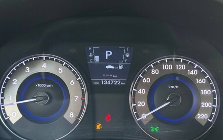Hyundai Solaris II рестайлинг, 2012 год, 977 000 рублей, 17 фотография