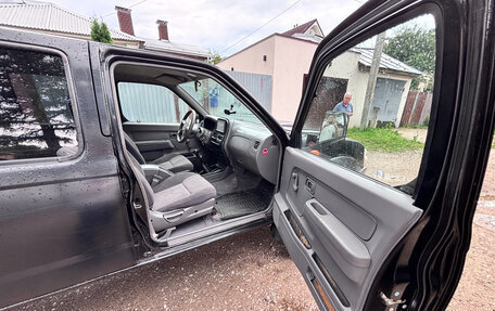 Nissan NP300, 2010 год, 1 050 000 рублей, 7 фотография