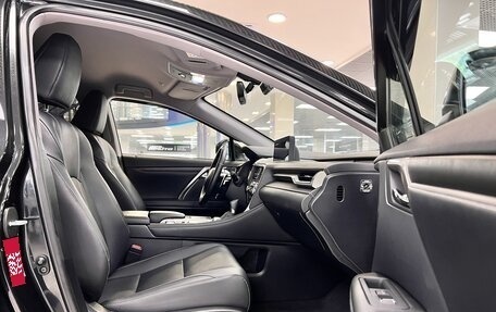Lexus RX IV рестайлинг, 2022 год, 5 900 000 рублей, 20 фотография