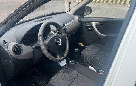 Renault Logan I, 2012 год, 520 000 рублей, 7 фотография