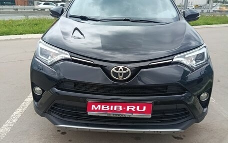 Toyota RAV4, 2018 год, 2 200 000 рублей, 1 фотография