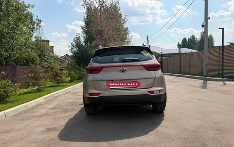 KIA Sportage IV рестайлинг, 2018 год, 1 990 000 рублей, 4 фотография