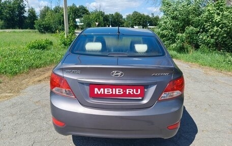 Hyundai Accent IV, 2013 год, 820 000 рублей, 3 фотография