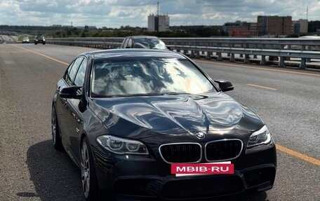 BMW 5 серия, 2015 год, 2 200 000 рублей, 3 фотография