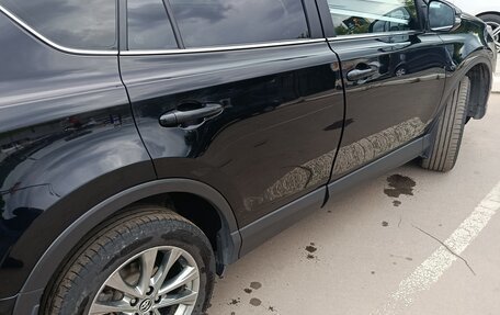 Toyota RAV4, 2018 год, 2 200 000 рублей, 13 фотография