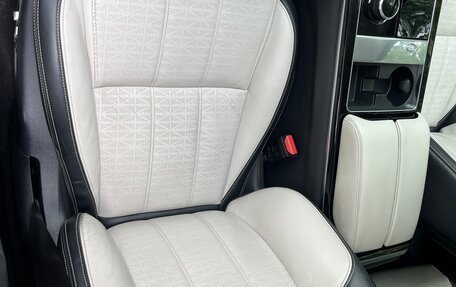 Land Rover Range Rover Velar I, 2018 год, 2 650 000 рублей, 18 фотография