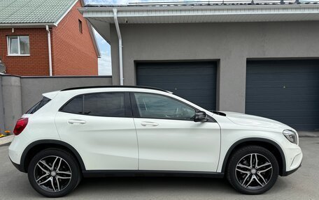 Mercedes-Benz GLA, 2016 год, 1 950 000 рублей, 3 фотография