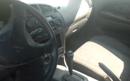 Mitsubishi Colt VI рестайлинг, 2000 год, 30 000 рублей, 10 фотография
