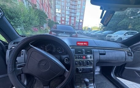 Mercedes-Benz E-Класс, 1997 год, 370 000 рублей, 1 фотография