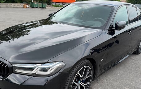 BMW 5 серия, 2020 год, 5 800 000 рублей, 5 фотография