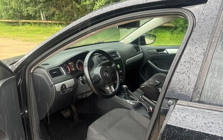 Volkswagen Jetta VI, 2012 год, 870 000 рублей, 3 фотография