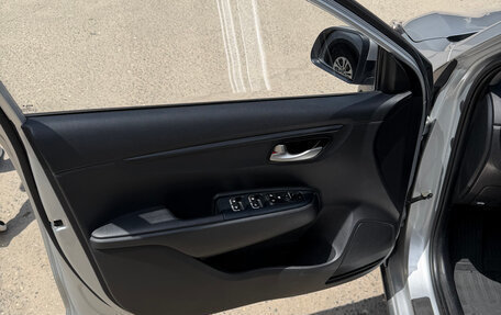 KIA Rio IV, 2022 год, 1 690 000 рублей, 11 фотография