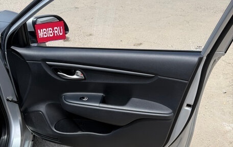 KIA Rio IV, 2022 год, 1 690 000 рублей, 8 фотография