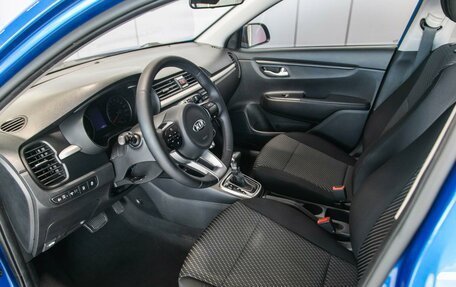 KIA Rio IV, 2018 год, 1 490 000 рублей, 9 фотография