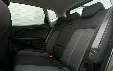 KIA Venga I, 2013 год, 899 000 рублей, 21 фотография