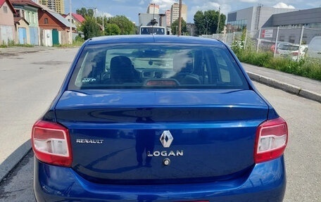 Renault Logan II, 2018 год, 890 000 рублей, 4 фотография