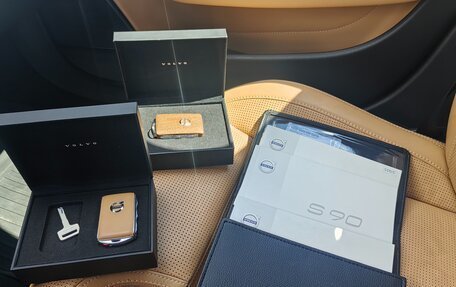 Volvo S90 II рестайлинг, 2017 год, 2 677 000 рублей, 13 фотография