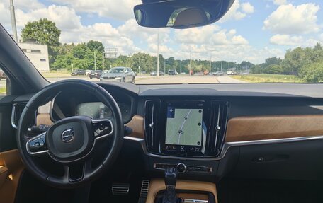 Volvo S90 II рестайлинг, 2017 год, 2 677 000 рублей, 25 фотография