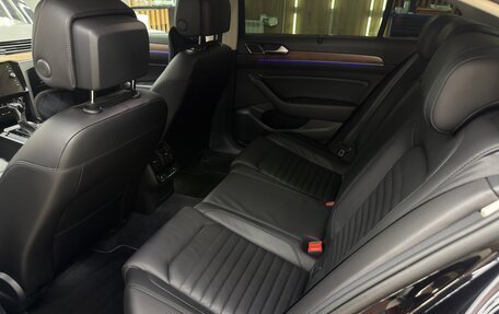 Volkswagen Passat B8 рестайлинг, 2019 год, 3 200 000 рублей, 13 фотография