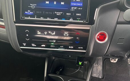 Honda Fit III, 2019 год, 1 350 000 рублей, 11 фотография