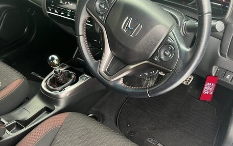Honda Fit III, 2019 год, 1 350 000 рублей, 13 фотография