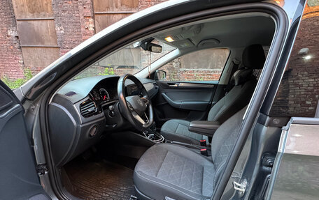 Volkswagen Polo VI (EU Market), 2021 год, 1 800 000 рублей, 5 фотография