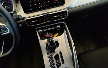 Geely Coolray I, 2022 год, 1 700 000 рублей, 13 фотография