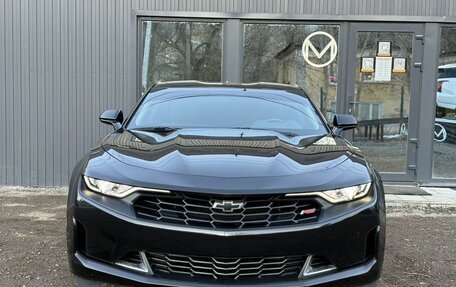 Chevrolet Camaro VI, 2022 год, 4 150 000 рублей, 2 фотография