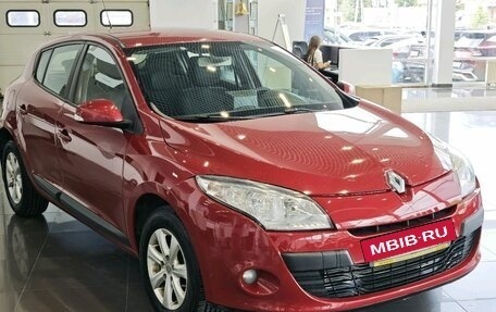 Renault Megane III, 2011 год, 565 000 рублей, 2 фотография