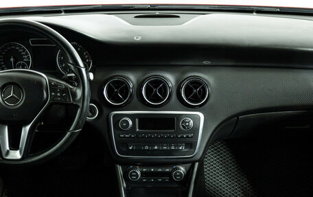 Mercedes-Benz A-Класс, 2014 год, 1 279 700 рублей, 15 фотография