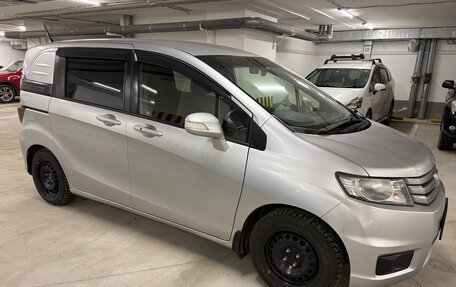 Honda Freed I, 2012 год, 1 080 000 рублей, 2 фотография