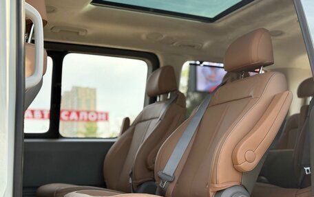 Hyundai Staria, 2025 год, 9 400 000 рублей, 17 фотография