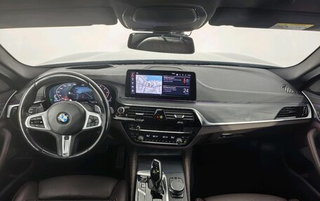 BMW 5 серия, 2020 год, 5 289 000 рублей, 10 фотография