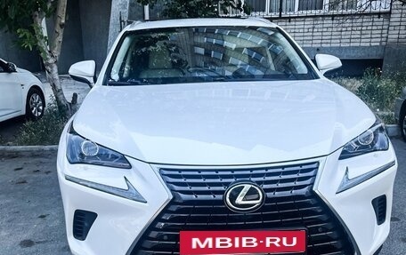Lexus NX I, 2017 год, 2 935 000 рублей, 3 фотография