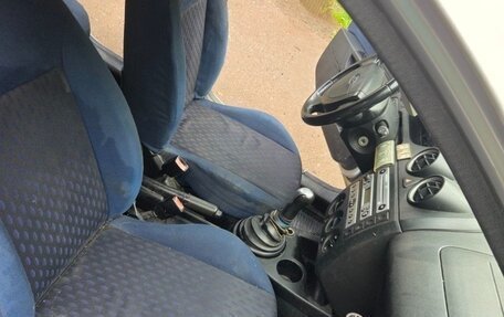 Ford Fiesta, 2004 год, 240 000 рублей, 9 фотография