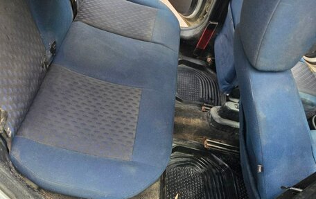 Ford Fiesta, 2004 год, 240 000 рублей, 8 фотография