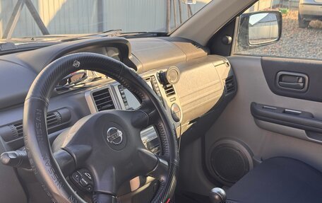 Nissan X-Trail, 2005 год, 800 000 рублей, 11 фотография
