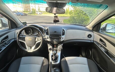 Chevrolet Cruze II, 2013 год, 680 000 рублей, 3 фотография