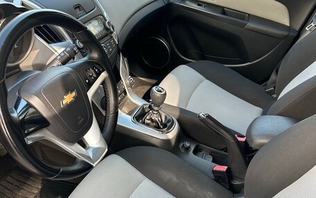 Chevrolet Cruze II, 2013 год, 680 000 рублей, 6 фотография