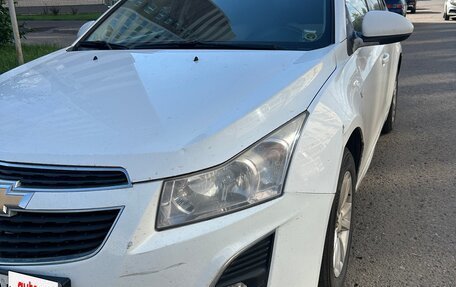 Chevrolet Cruze II, 2013 год, 680 000 рублей, 2 фотография