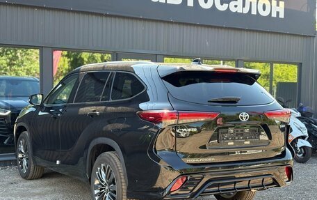 Toyota Highlander, 2026 год, 5 360 000 рублей, 8 фотография
